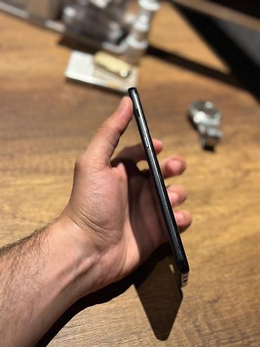 samsung a5 2015 display: Samsung Galaxy A8 2018, 32 GB, rəng - Qara, İki sim kartlı — 3