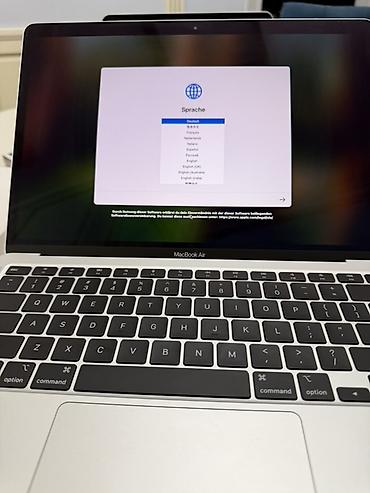 Ноутбуки Apple (MacBook): Apple MacBook Air 13" (серебристый) - Экран Retina с тонкими рамками — 2