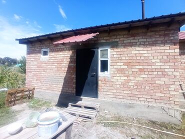 купить дом в рассрочку от хозяина: Үй, 64 кв. м, 3 бөлмө, Менчик ээси