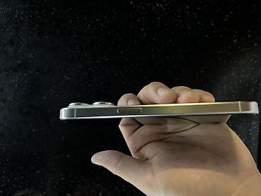 iphone 17 про: IPhone 15 Pro, Б/у, 256 ГБ, Белый, Чехол, Кабель, Зарядное устройство — 3