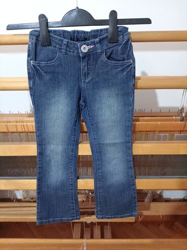 Farmerke: Farmerke za devojčicu od 6-7god, podesiv pojas, nogavice blago — 16