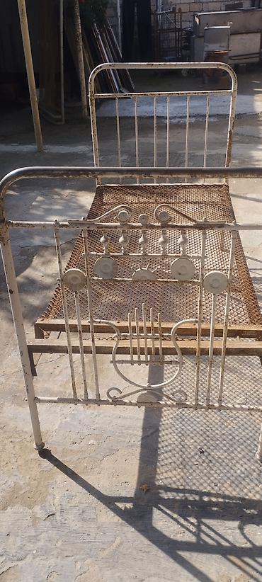 Metal çarpayı karkası satılır. Tək nəfərlik ölçüdə olan bu çarpayı lalafo.az -da Metal çarpayı karkası satılır. Tək nəfərlik ölçüdə olan bu çarpayı