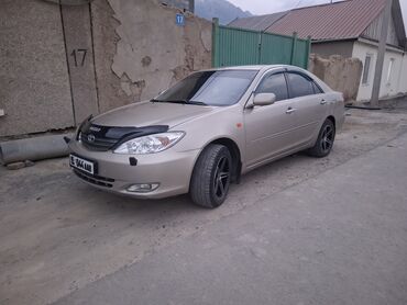 цена домкрата для легкового автомобиля: Toyota Camry: 2004 г., 2.4 л, Механика, Газ, Седан