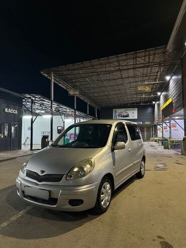corolla runx: Toyota Funcargo: 2004 г., 1.5 л, Автомат, Бензин, Универсал