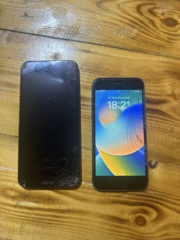 iphone 8 plus satilir: IPhone 8, 64 GB, Jet Black