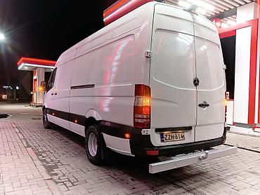 Легкий грузовой транспорт: Легкий грузовик, Mercedes-Benz — 4