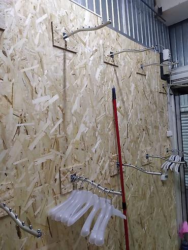 Продажа торговых контейнеров: Продаю контейнер. Аламединский рынок. Вещевой ряд, цоколь основного — 6