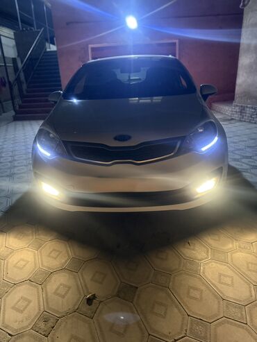 Kia: Kia Rio sedan - ağ rəng,4qpı,servizdir,bez krasqadır və bərəbər — 8