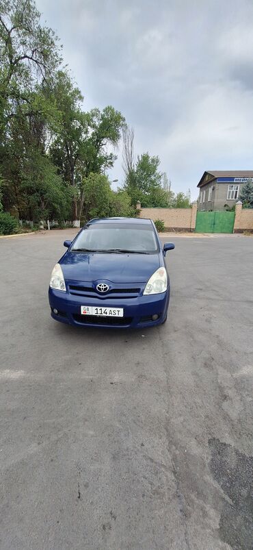 вета машина: Toyota Corolla Verso: 2004 г., 1.8 л, Механика, Бензин, Хэтчбэк