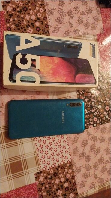 продаю айфон х: Samsung Galaxy A50, 64 ГБ, цвет - Синий, Кнопочный