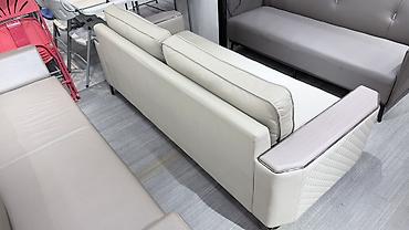 sofa: Трёхместный диван в современном стиле - Обивка: светло‑серая — 3