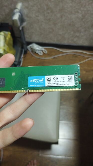 operativ yaddaş: Operativ yaddaş (RAM) 8 GB, 2400 Mhz, DDR4, PC üçün, İşlənmiş
