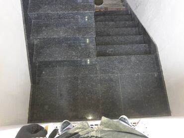 Лестницы из гранита, мрамора: Лестница из гранита, мрамора Для дома, Бесплатный замер, Форма лестницы: Много-маршевая, Стиль: Модерн — 16