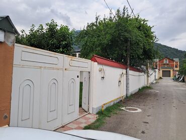 Günlük kirayə evlər: 90 kv. m, 3 otaqlı — 1