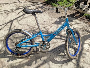 велосипеды карбоновые: Продается велик.Состояние нормальное.В городе Каракол 
цвет Голубой