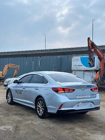 Hyundai: Hyundai Sonata: 2019 г., 2 л, Газ, Седан — 3