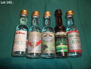 Ostali predmeti za umetnost i kolekcionarstvo: Reklamne flašice mini bottles unučići čokanji fraklići 5. Kao sa slika — 23