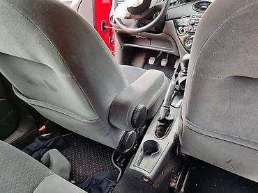 Vozila: ENTERIJER HECBEK ZA FORD FOCUS OD 2000. DO 2005. GOD. | SMEDEREVSKA — 7
