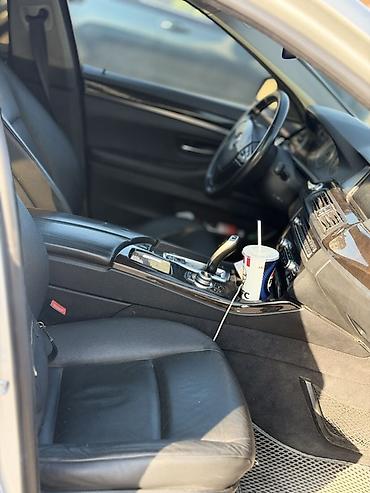 song plus: BMW 5 series: 2010 г., 3 л, Автомат, Бензин, Седан — 6