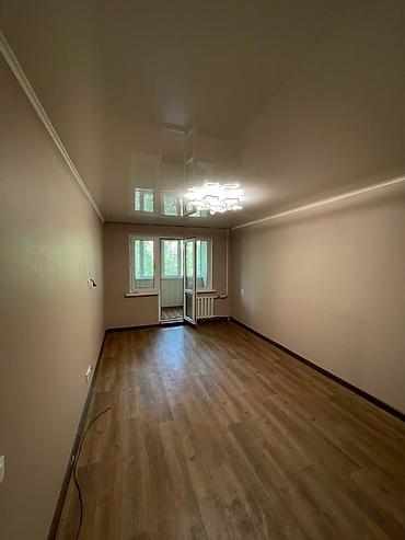 3 комнаты, 58 м², 6 мкр 104 серия, 2 этаж, Косметический ремонт