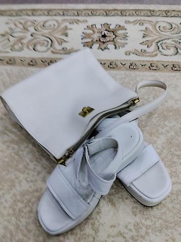 ag sarocka: Ağ rəngli qadın dəsti- Zara-size 41 - Ağ sandal: iki enli ön qayış və — 1