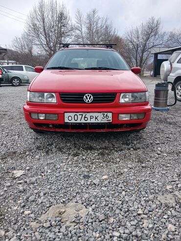 машины на обмен: Volkswagen Passat: 1995 г., 1.8 л, Механика, Газ, Универсал