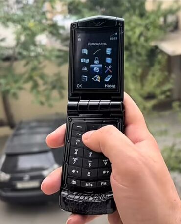 telefon satisi lalafo: Vertu Constellation Quest, < 2 GB Memory Capacity, rəng - Qara, İki sim kartlı