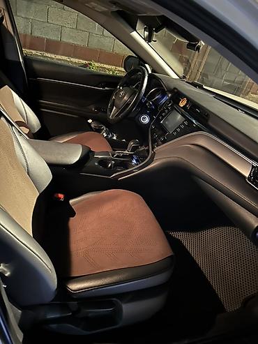 Toyota: Toyota Camry: 2018 г., 2.5 л, Бензин, Седан — 7