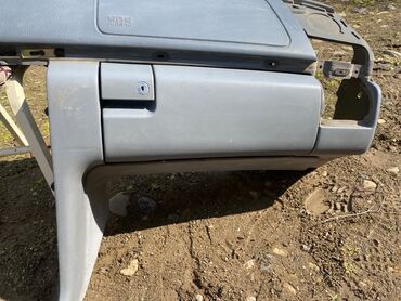 Sükanlar, rullar: Mercedes mersedes W210.her bir detalin qiymeti ferqlidi -da lalafo.az — 6 Sükanlar, rullar: Mercedes mersedes W210.her bir detalin qiymeti ferqlidi — 6