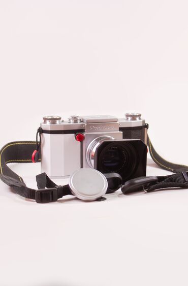 цифровая камера: В продаже плёночный фотоаппарат (пленочная камера) Praktica fx с