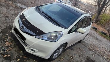 хонда жаз 2011: Honda Jazz: 2011 г., 1.5 л, Вариатор, Гибрид, Хетчбек