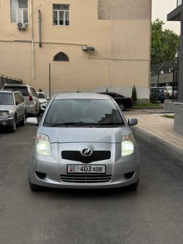 runx alex: Toyota Vitz: 2006 г., 1 л, Вариатор, Бензин, Хетчбек