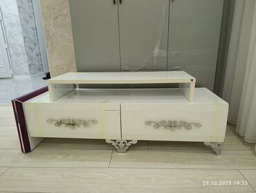 клей машхад 601: Düz TV altlığı, Polkalı, Laminat lalafo.az -da клей машхад 601: Düz TV altlığı, Polkalı, Laminat