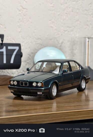 Модели автомобилей: Продаю BMW 535i E34 размер 1:18 1988 г green metallic 9 cm 982 g