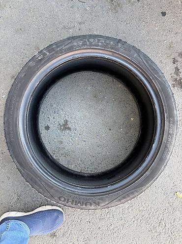Продаю шины лето 245/40/19 2шт 275/35/19 2шт Шины KUMHO solus