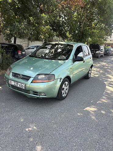 crv 2001: Chevrolet Aveo: 2004 г., 1.2 л, Механика, Бензин, Хэтчбэк — 2