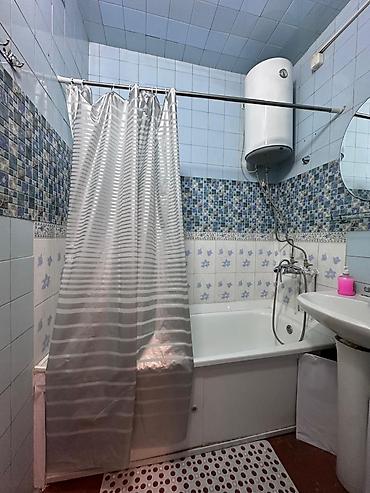 107: 3 комнаты, 64 м², Вечерка 106 серия, 1 этаж — 8