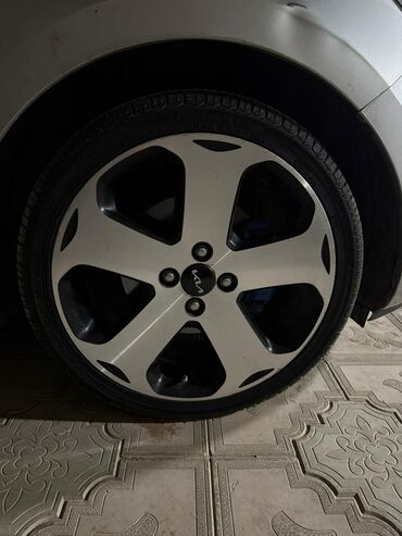 Disklər: İşlənmiş Disk təkər Kia 205 / 40 / R 17, 4 Boltlu
