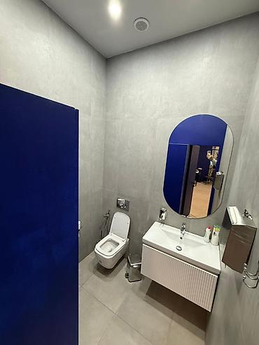 Аренда офисов: Аренда офисов, 166 м², В жилом комплексе, 1 линия, С отдельным входом, С системой безопасности — 12