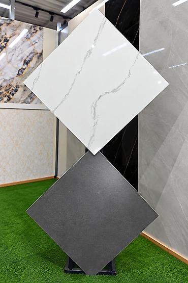 Керамогранитные плиты большого формата - Формат: крупные квадраты