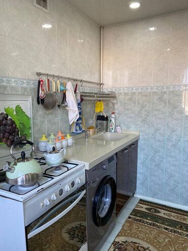 Köhnə tikili: Bakı, 3 otaqlı, Köhnə tikili, m. Xalqlar Dostluğu, 82 kv. m — 8