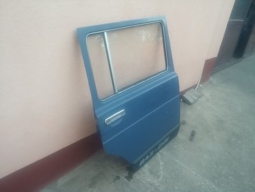 Auto delovi: Vrata zadnja desna Lada 2131 Niva. Polovno, ocuano. Skinuto sa — 2