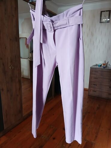 CD, DVD disklər və kassetlər: 1-i,1,azn. M,38,(R) İşlənmiş. 20,ədəddən,aşağı,mal,satılmiır — 30