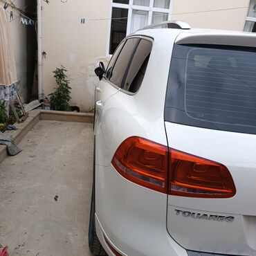 Volkswagen: Volkswagen Touareg: 3.6 l | 2011 il Ofrouder/SUV — 8