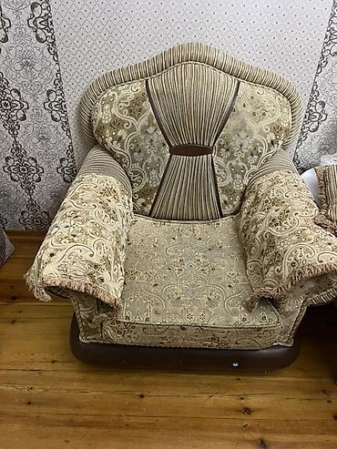 salon kreslo: İşlənmiş, Klassik divan, Divan, Bazasız, Açılmayan — 3