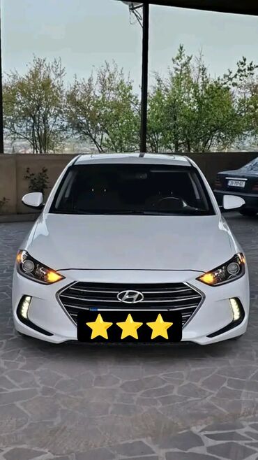 Hyundai: Hyundai Elantra: 2 l | 2017 il Hetçbek