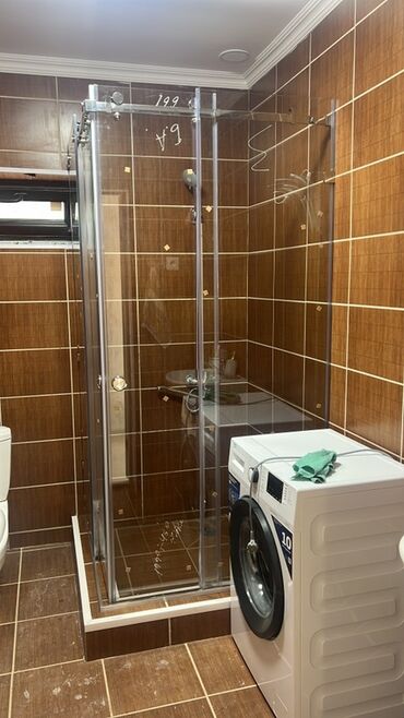 Душевые перегородки и ограждения: Душевые ограждения и перегородки из закалённого стекла под заказ — 2