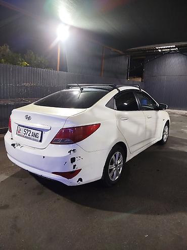 srv 3: Hyundai Solaris: 2014 г., 1.4 л, Механика, Бензин, Седан — 5