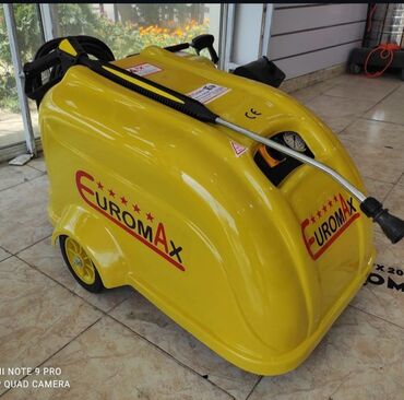Bağ və bostan üçün digər məhsullar: Bu, Euromax markalı sarı rəngli, təkərli, daşınan yüksək təzyiqli