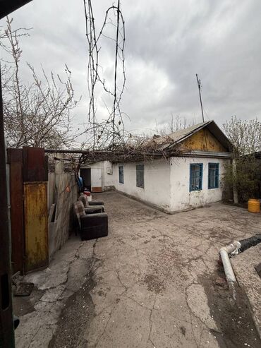 Продажа домов: Дом, 36 м², 4 комнаты, Агентство недвижимости, Старый ремонт